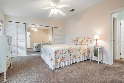 37443 Gill Avenue Zephyrhills FL 33541
