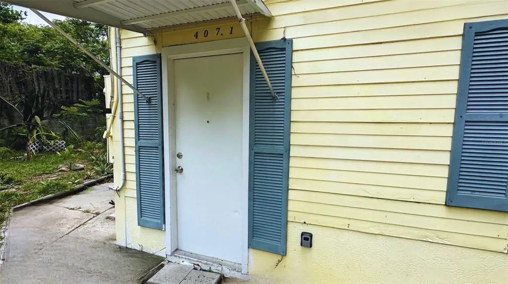 407 Poinsettia Road Daytona Beach FL 32118