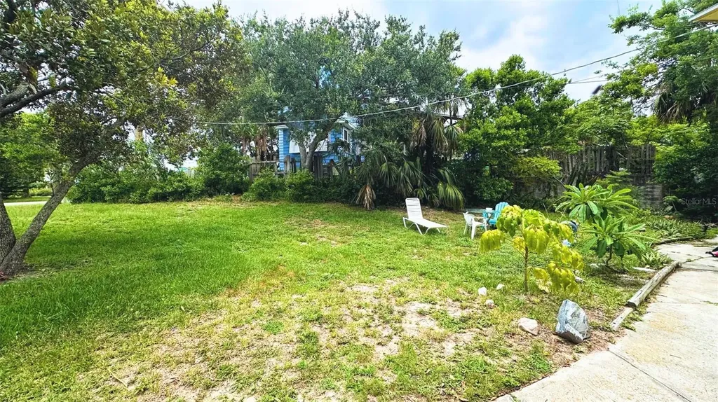 407 Poinsettia Road Daytona Beach FL 32118
