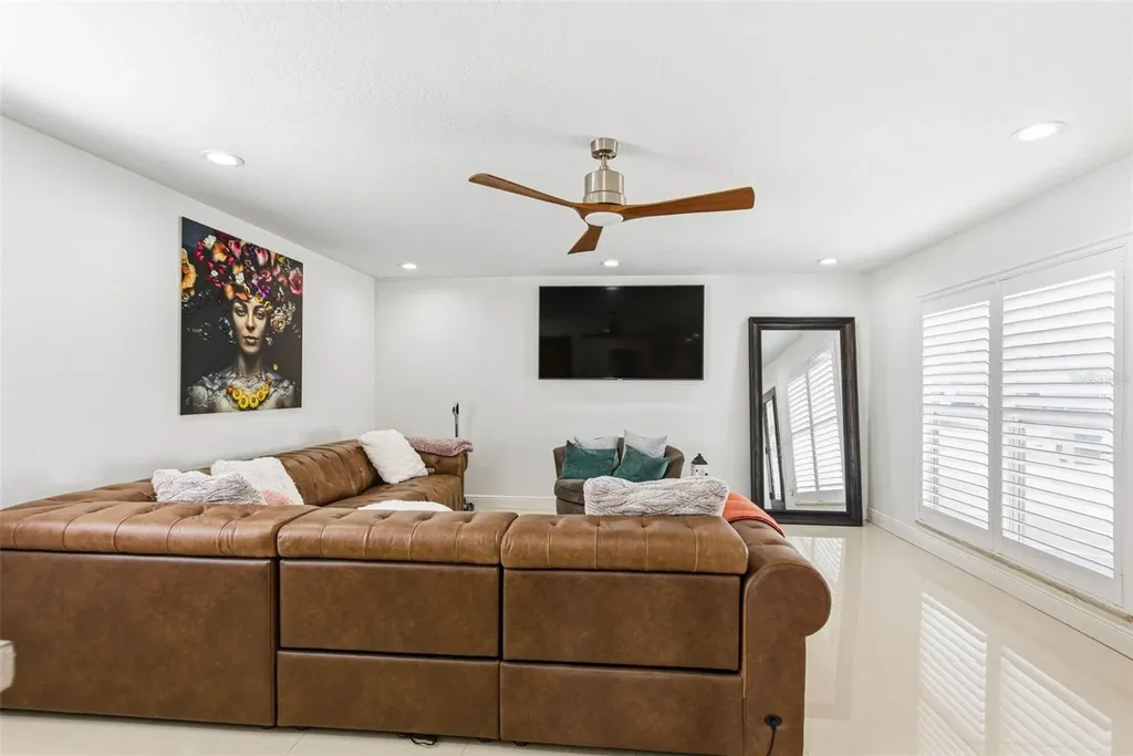 6415 Windwood Court Tampa FL 33634