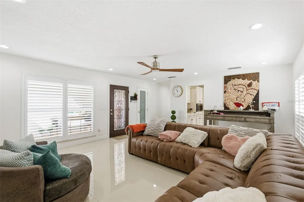 6415 Windwood Court Tampa FL 33634