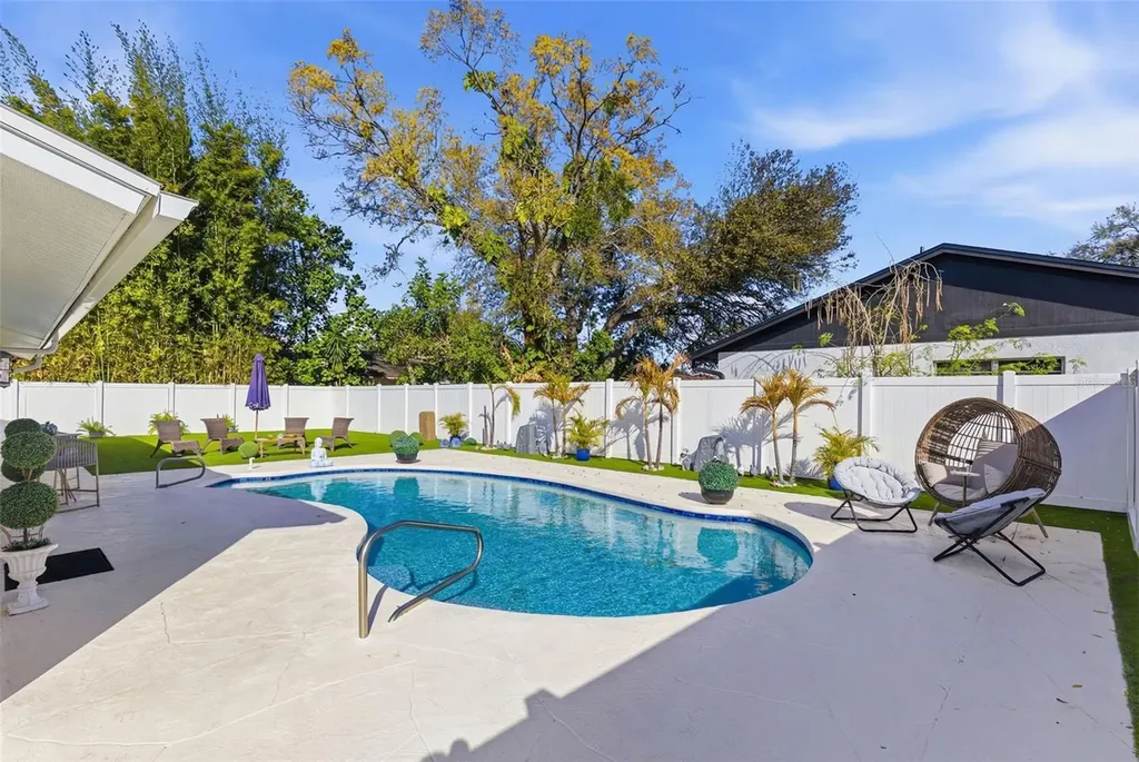 6415 Windwood Court Tampa FL 33634
