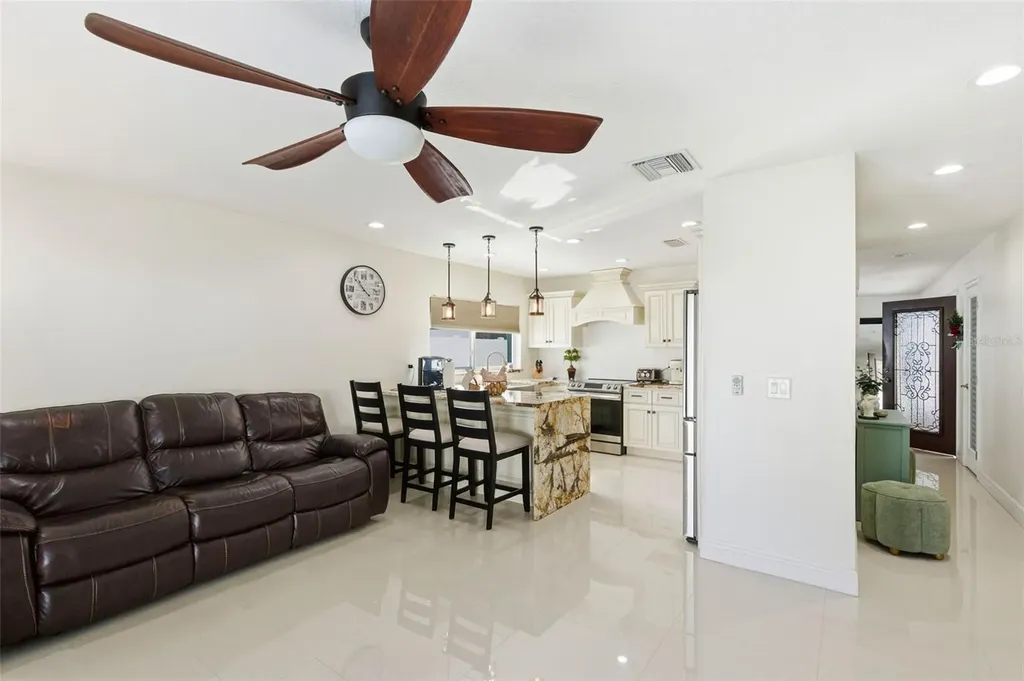 6415 Windwood Court Tampa FL 33634