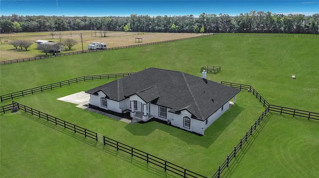 780 NE 100th Street Ocala FL 34479