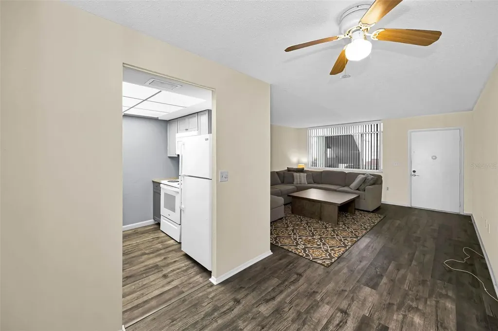 1001 Pearce Drive Clearwater FL 33764