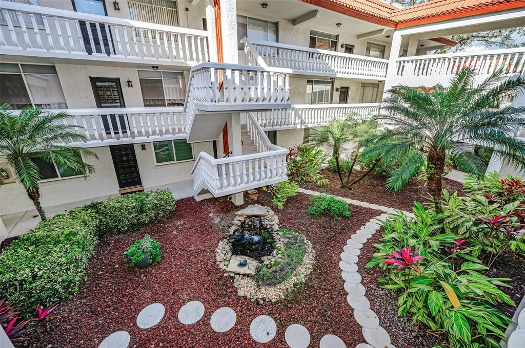 1001 Pearce Drive Clearwater FL 33764