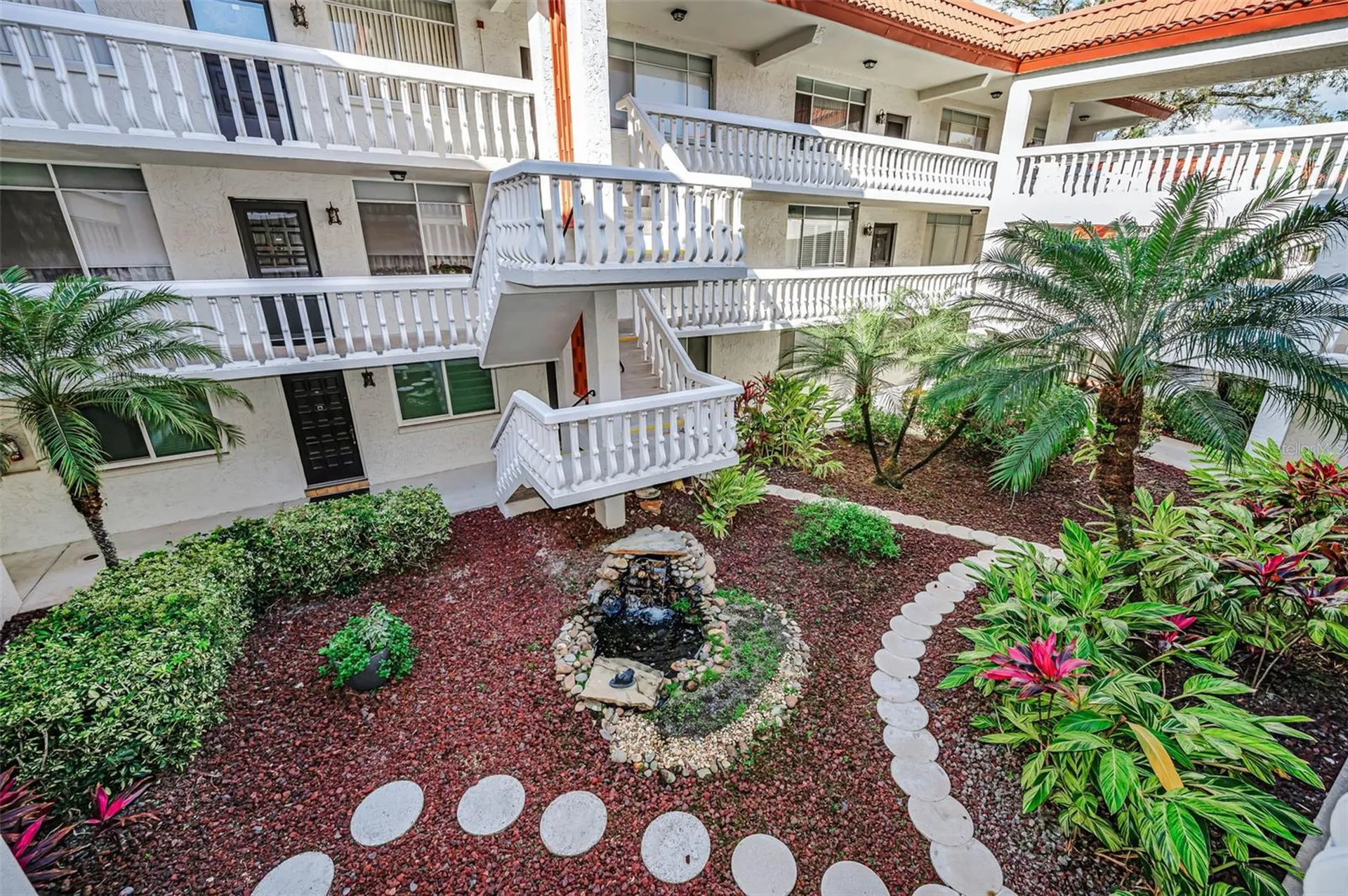 1001 Pearce Drive Clearwater FL 33764