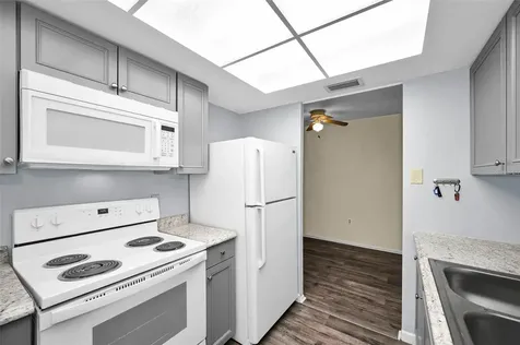 1001 Pearce Drive Clearwater FL 33764