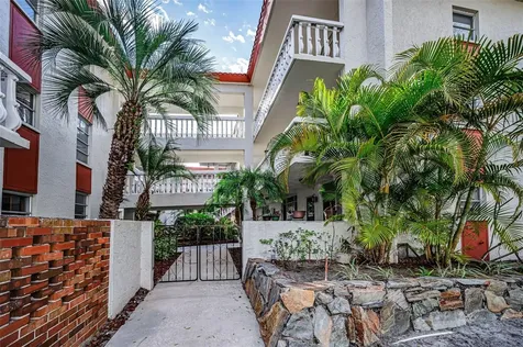 1001 Pearce Drive Clearwater FL 33764