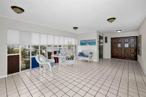 1001 Pearce Drive Clearwater FL 33764
