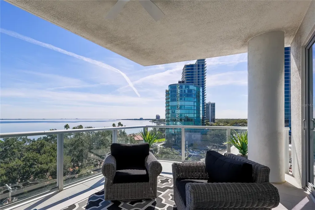 2910 W Barcelona Street Tampa FL 33629