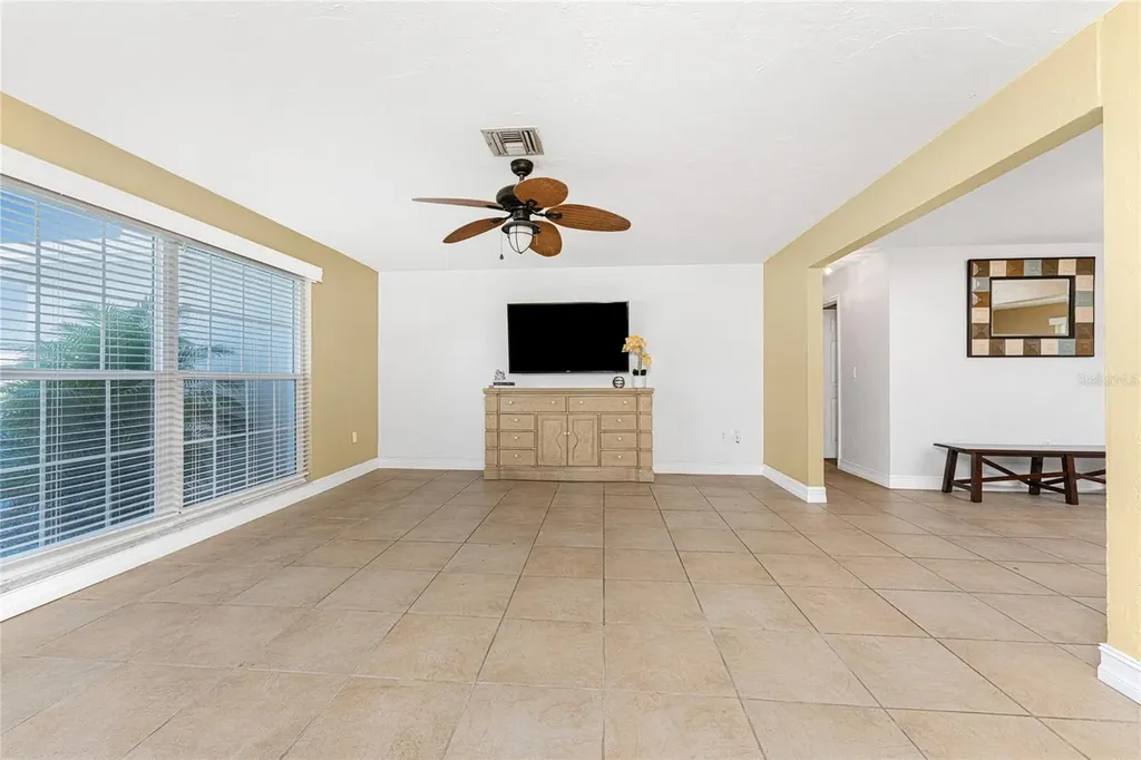 256 Caddy Road Rotonda West FL 33947