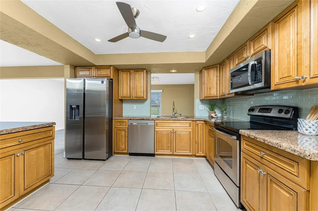 256 Caddy Road Rotonda West FL 33947