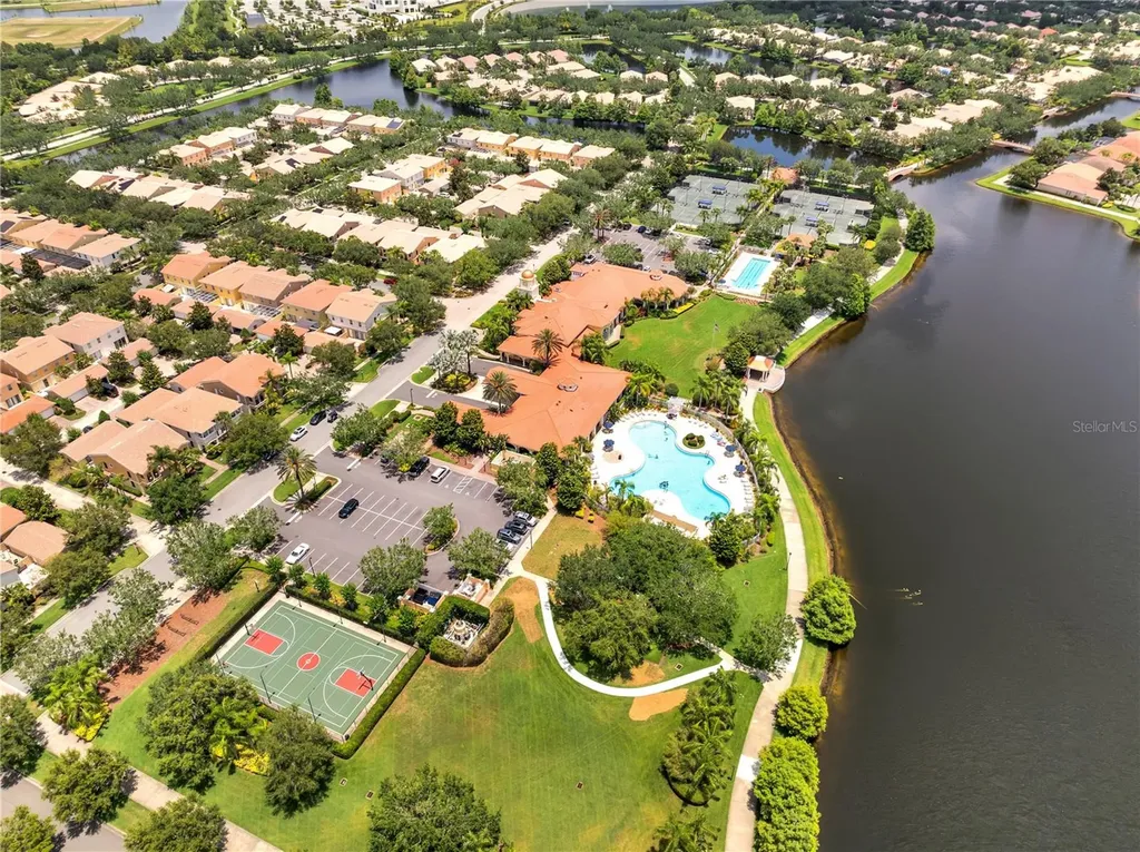 11818 Fiore Drive Orlando FL 32827