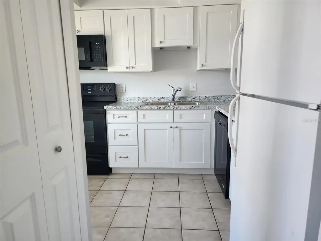 333 Lake Howard Drive NW Winter Haven FL 33880