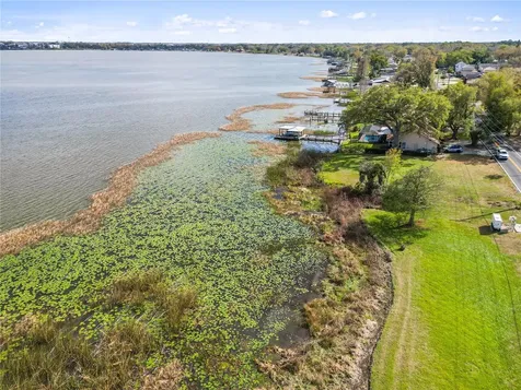 333 Lake Howard Drive NW Winter Haven FL 33880