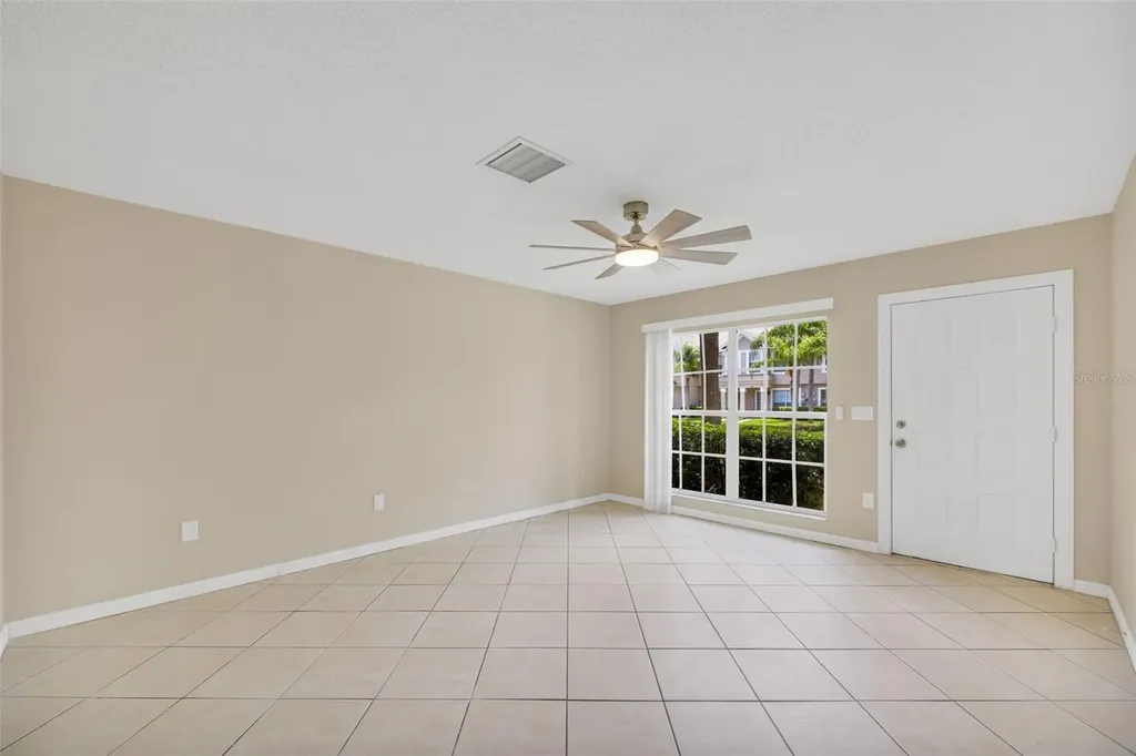632 Kensington Lake Circle Brandon FL 33511