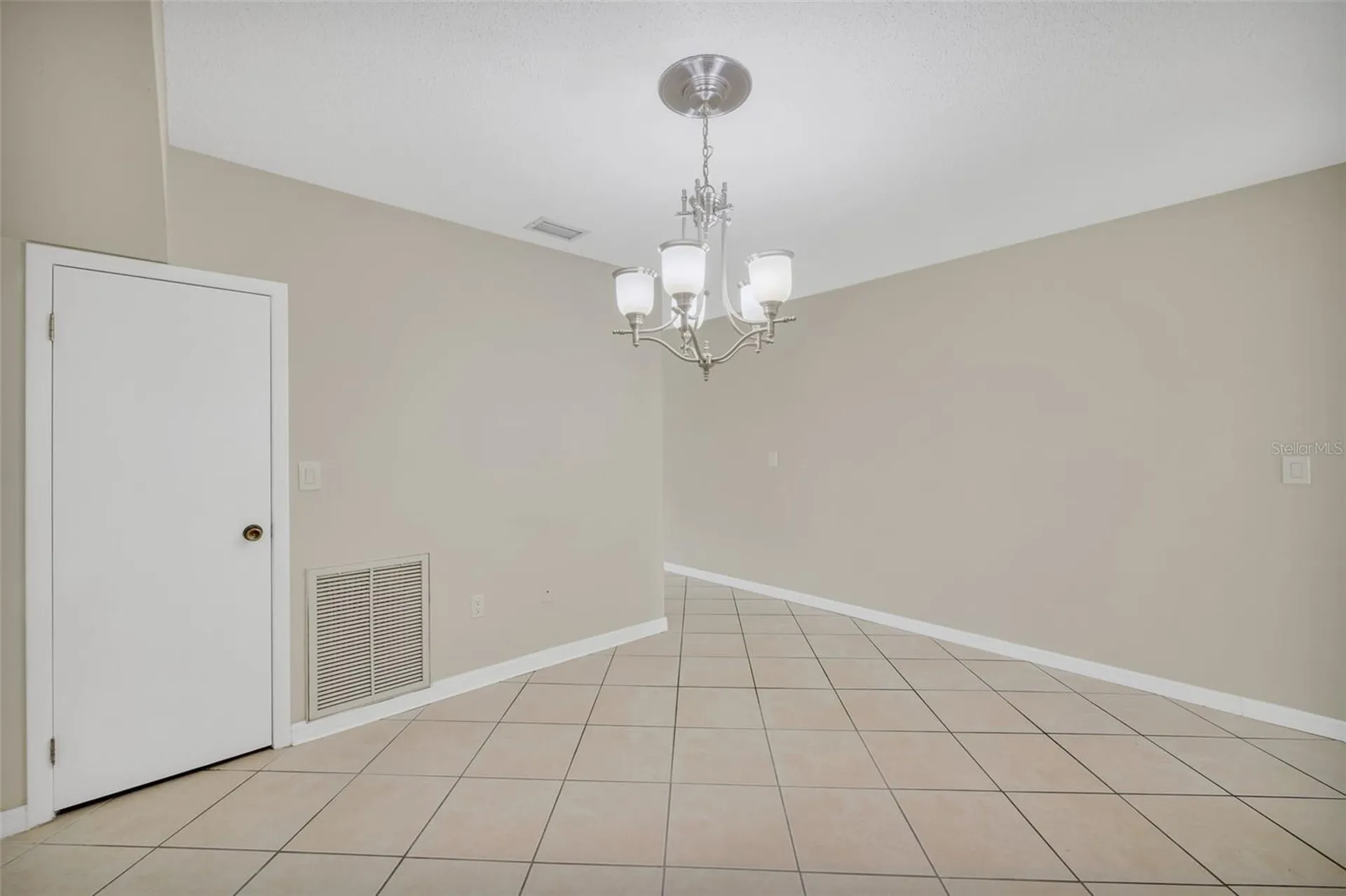 632 Kensington Lake Circle Brandon FL 33511