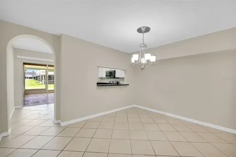 632 Kensington Lake Circle Brandon FL 33511
