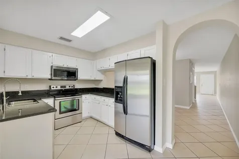 632 Kensington Lake Circle Brandon FL 33511