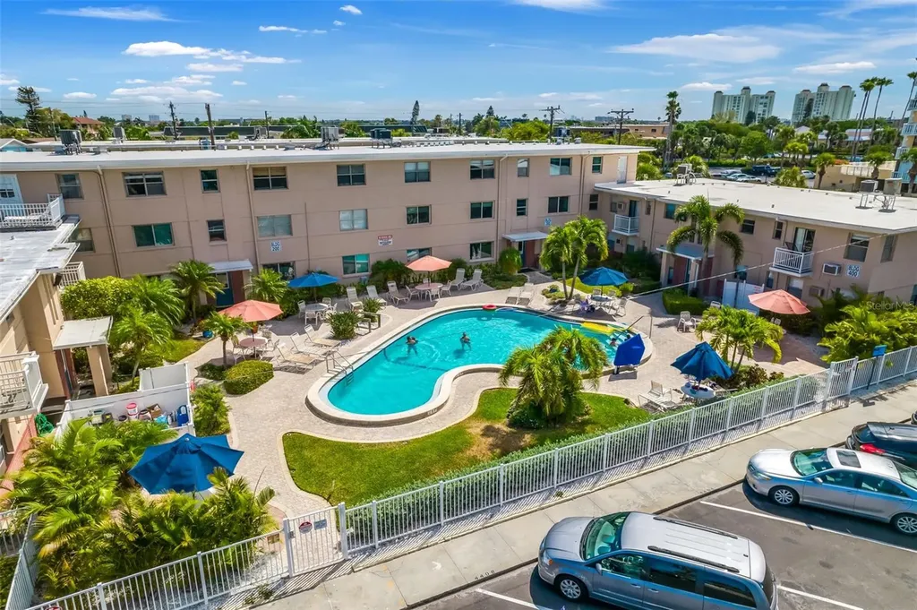 6700 Sunset Way St Pete Beach FL 33706