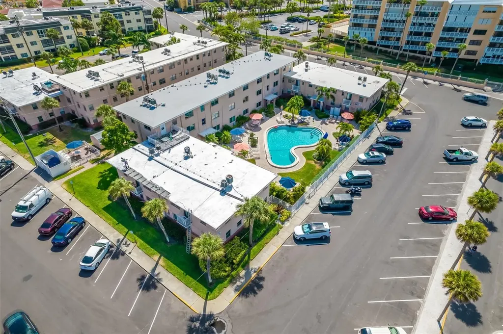6700 Sunset Way St Pete Beach FL 33706