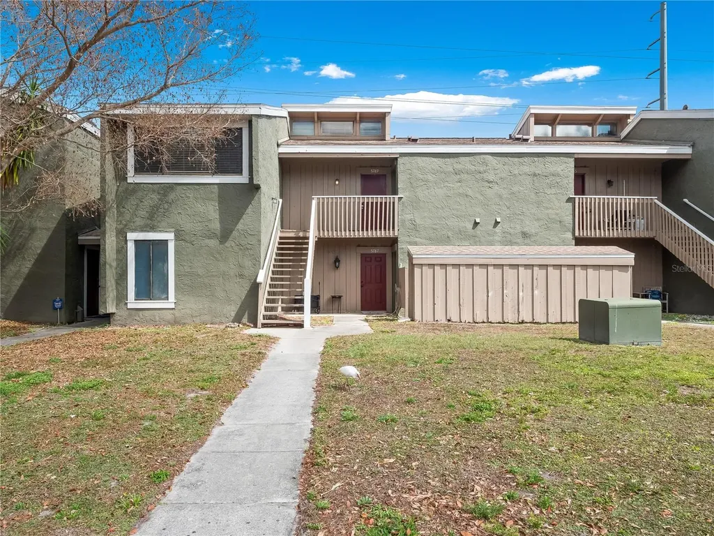 5789 Peregrine Avenue Orlando FL 32819