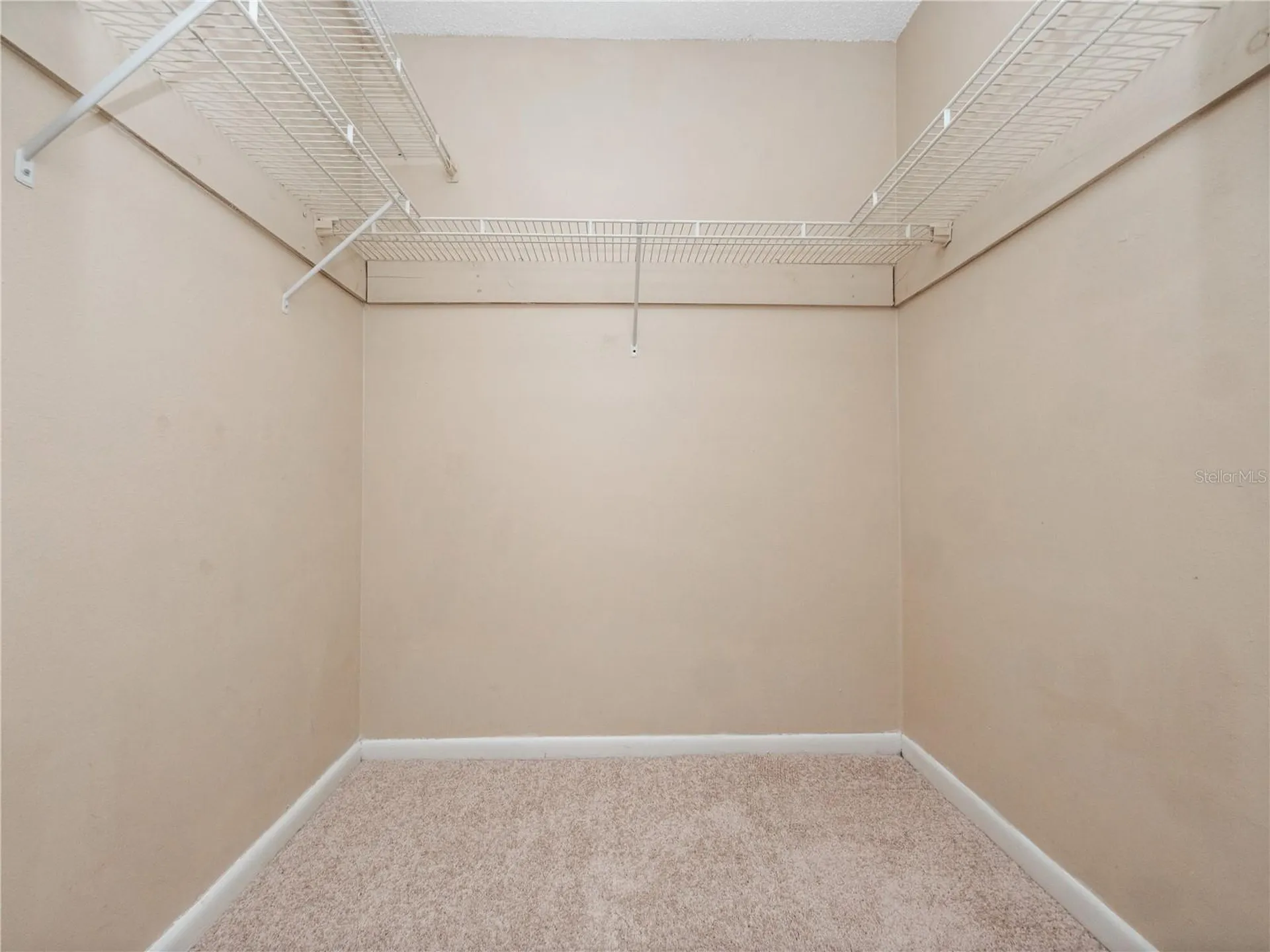 5789 Peregrine Avenue Orlando FL 32819