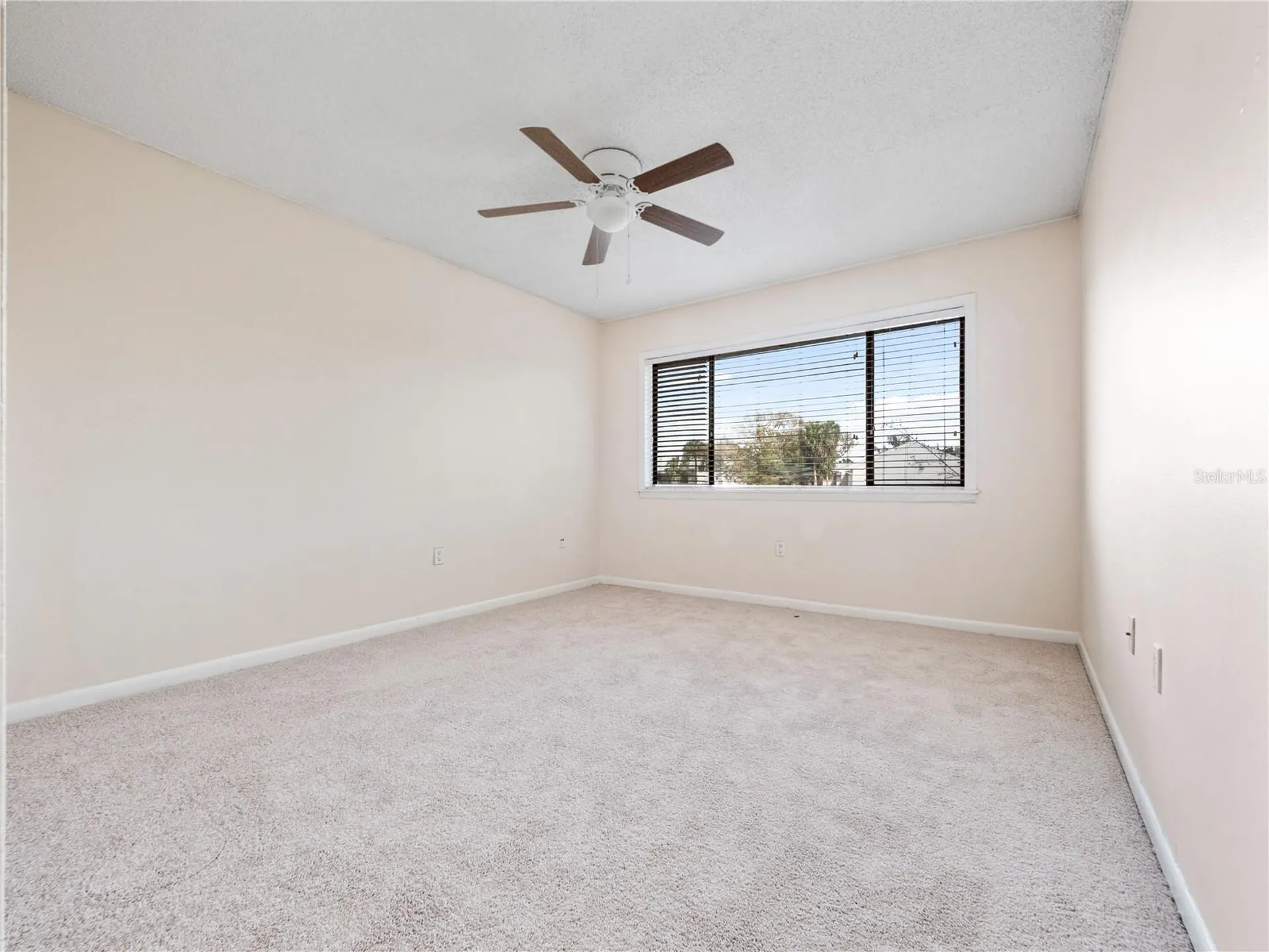 5789 Peregrine Avenue Orlando FL 32819