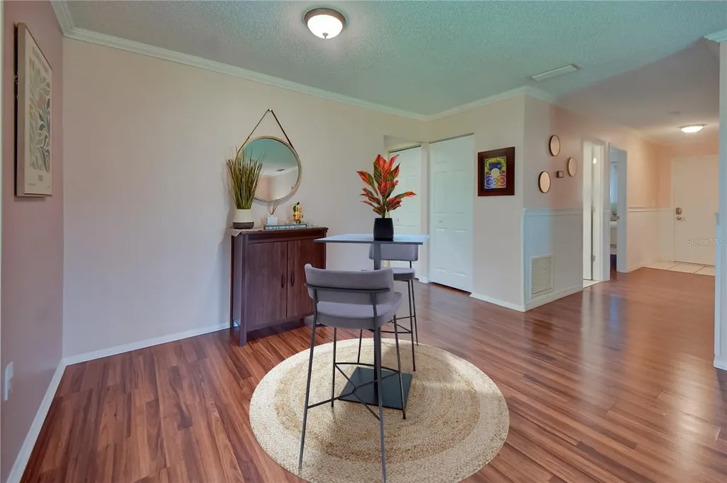 3001 Vivienda Boulevard Bradenton FL 34207