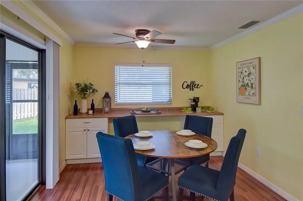 3001 Vivienda Boulevard Bradenton FL 34207