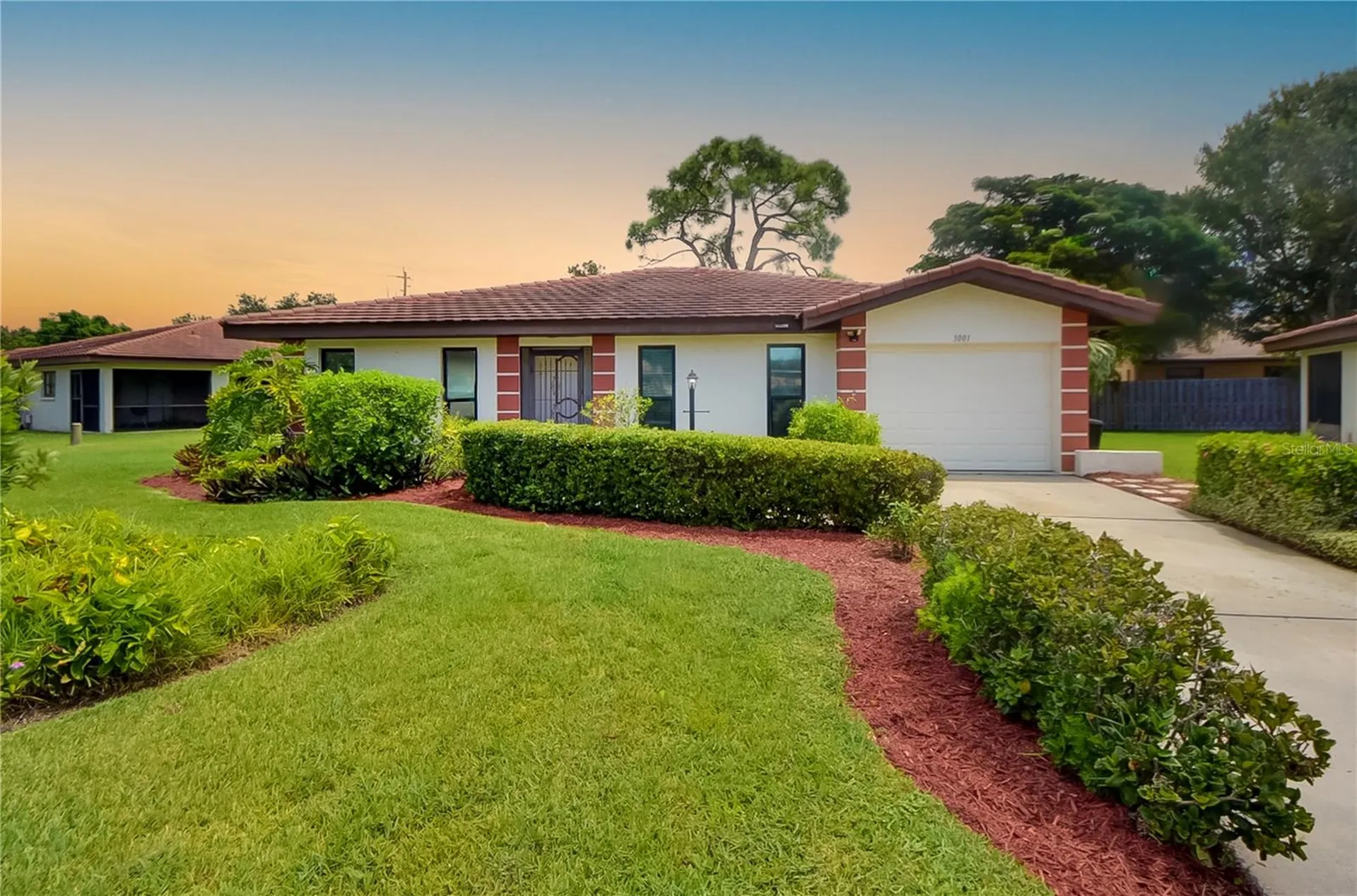 3001 Vivienda Boulevard Bradenton FL 34207