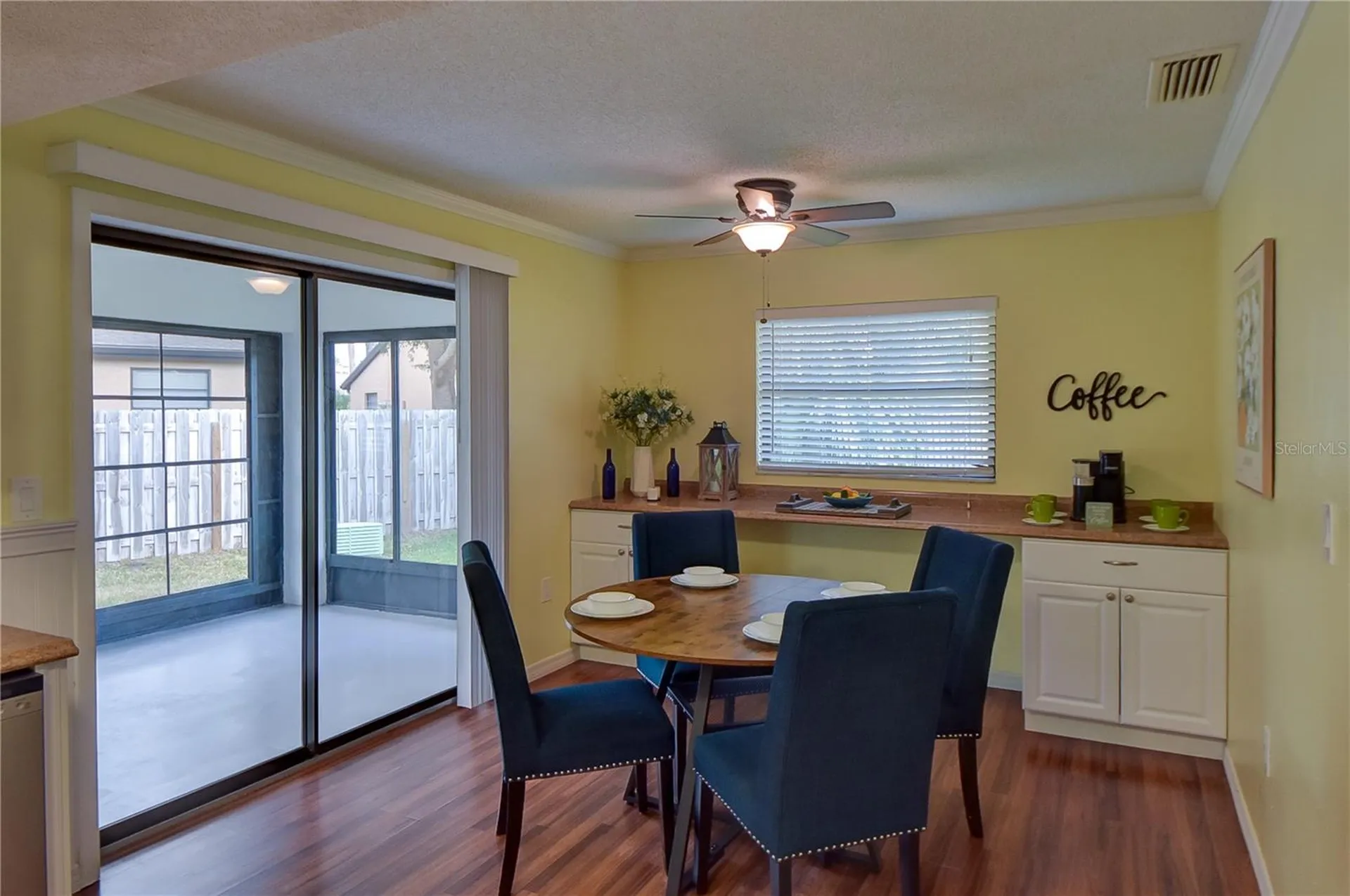 3001 Vivienda Boulevard Bradenton FL 34207