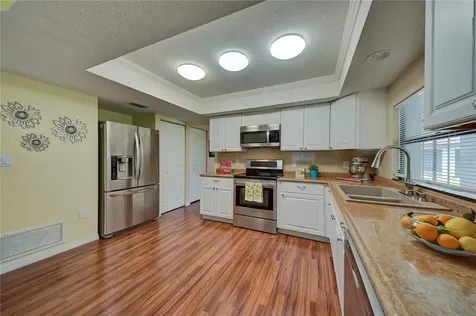 3001 Vivienda Boulevard Bradenton FL 34207
