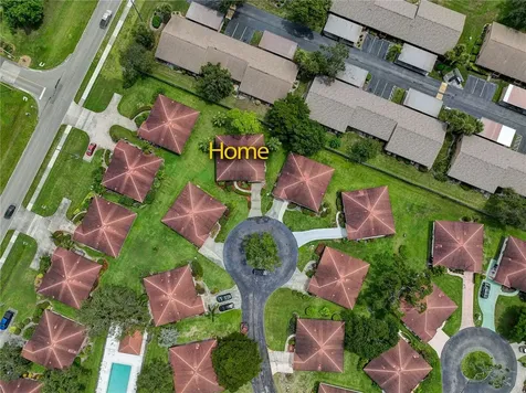 3001 Vivienda Boulevard Bradenton FL 34207
