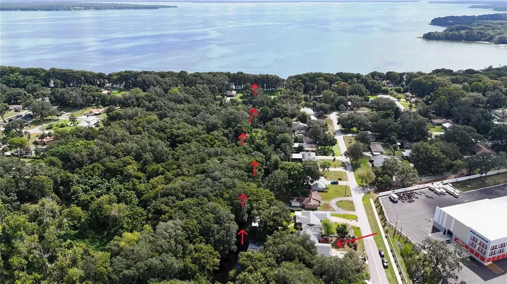 4219 Magnolia Avenue Leesburg FL 34748
