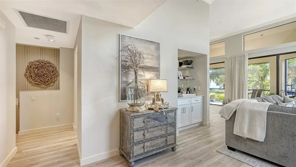 2000 Harbourside Drive Longboat Key FL 34228