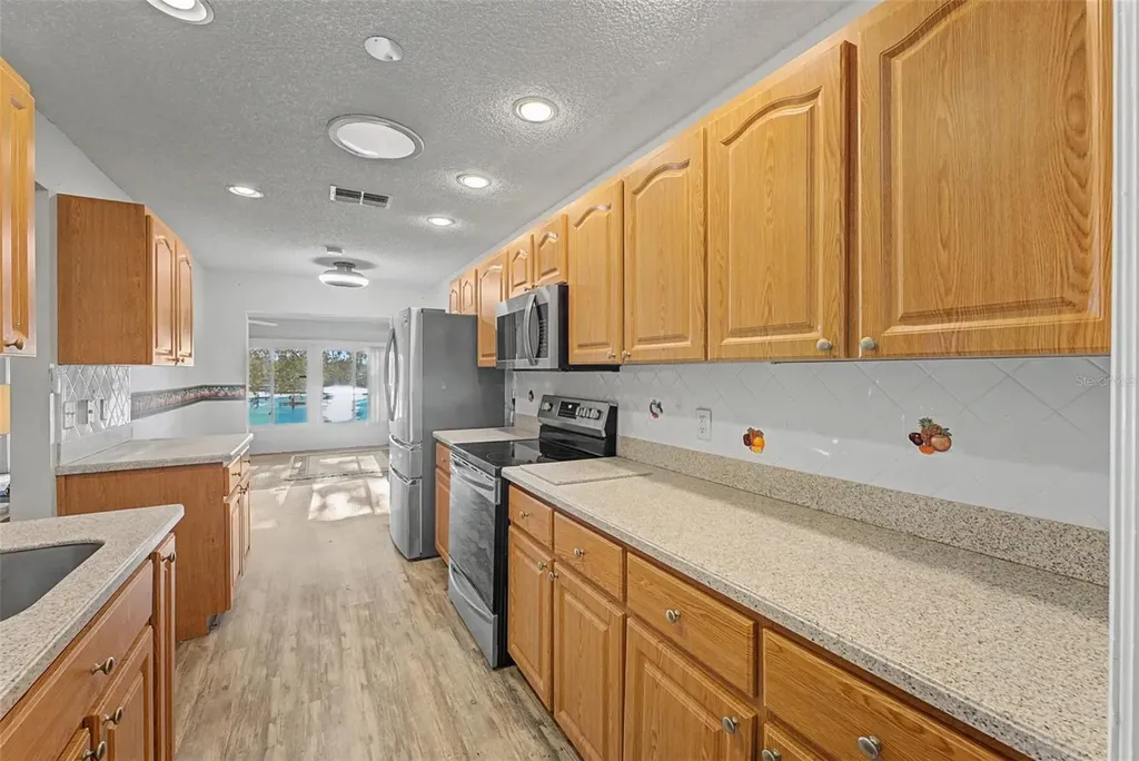 7406 Heather Walk Drive Weeki Wachee FL 34613