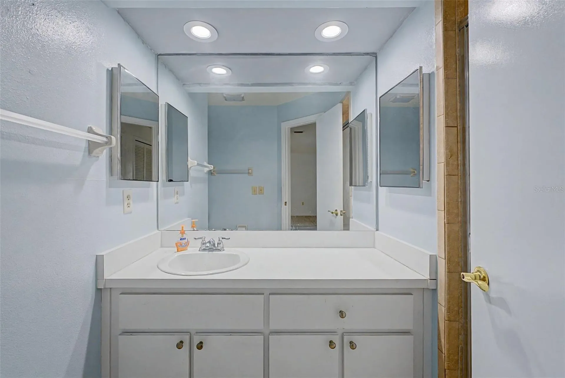 7406 Heather Walk Drive Weeki Wachee FL 34613