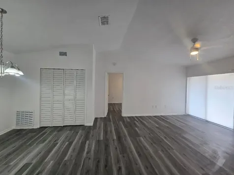 5232 Via Hacienda Circle Orlando FL 32839