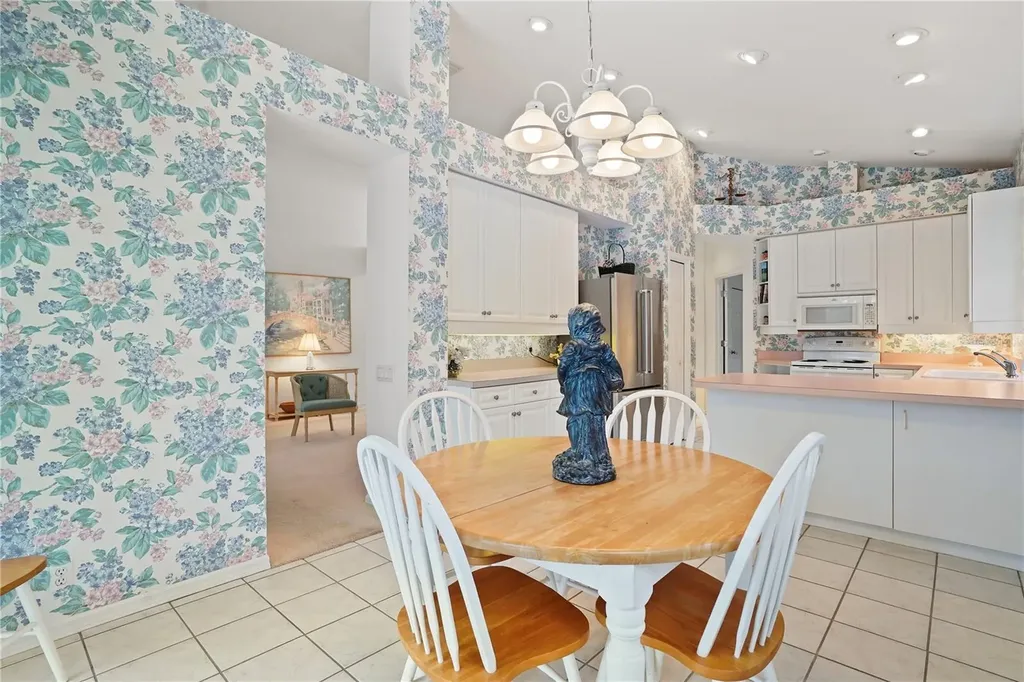 7909 Hampton Court University Park FL 34201