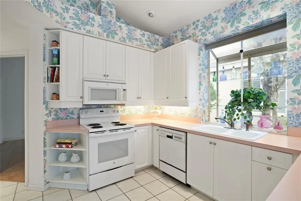 7909 Hampton Court University Park FL 34201