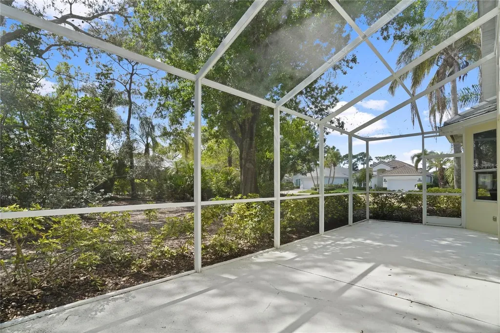 7909 Hampton Court University Park FL 34201