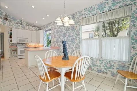 7909 Hampton Court University Park FL 34201