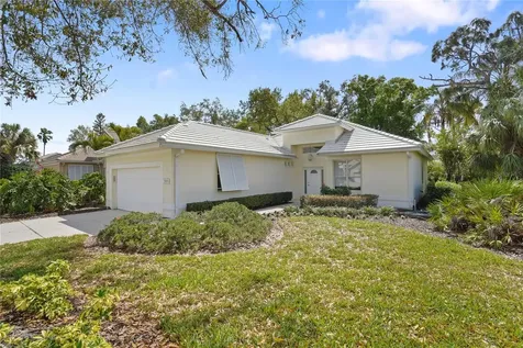 7909 Hampton Court University Park FL 34201