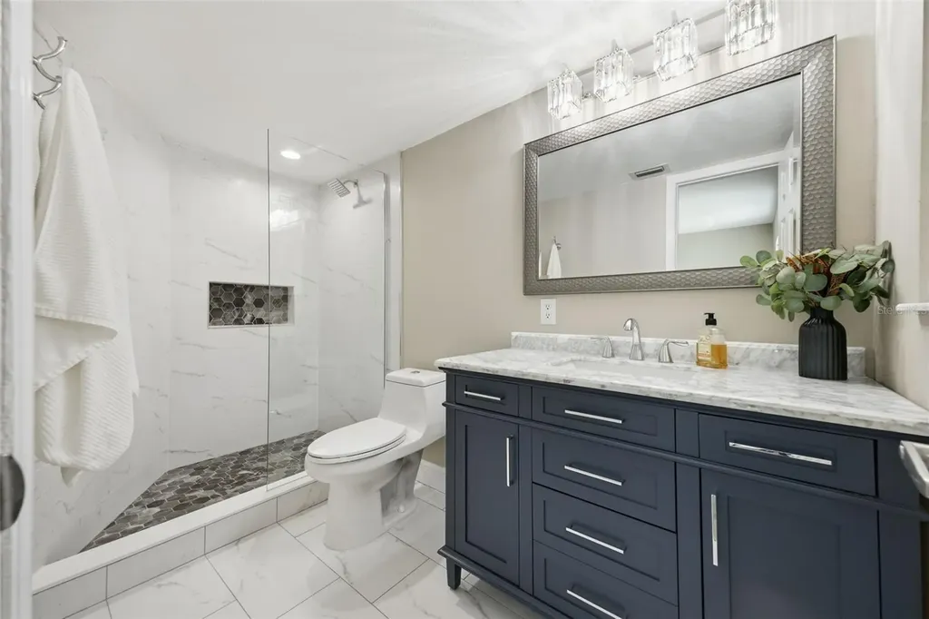 2497 Heron Terrace Clearwater FL 33762