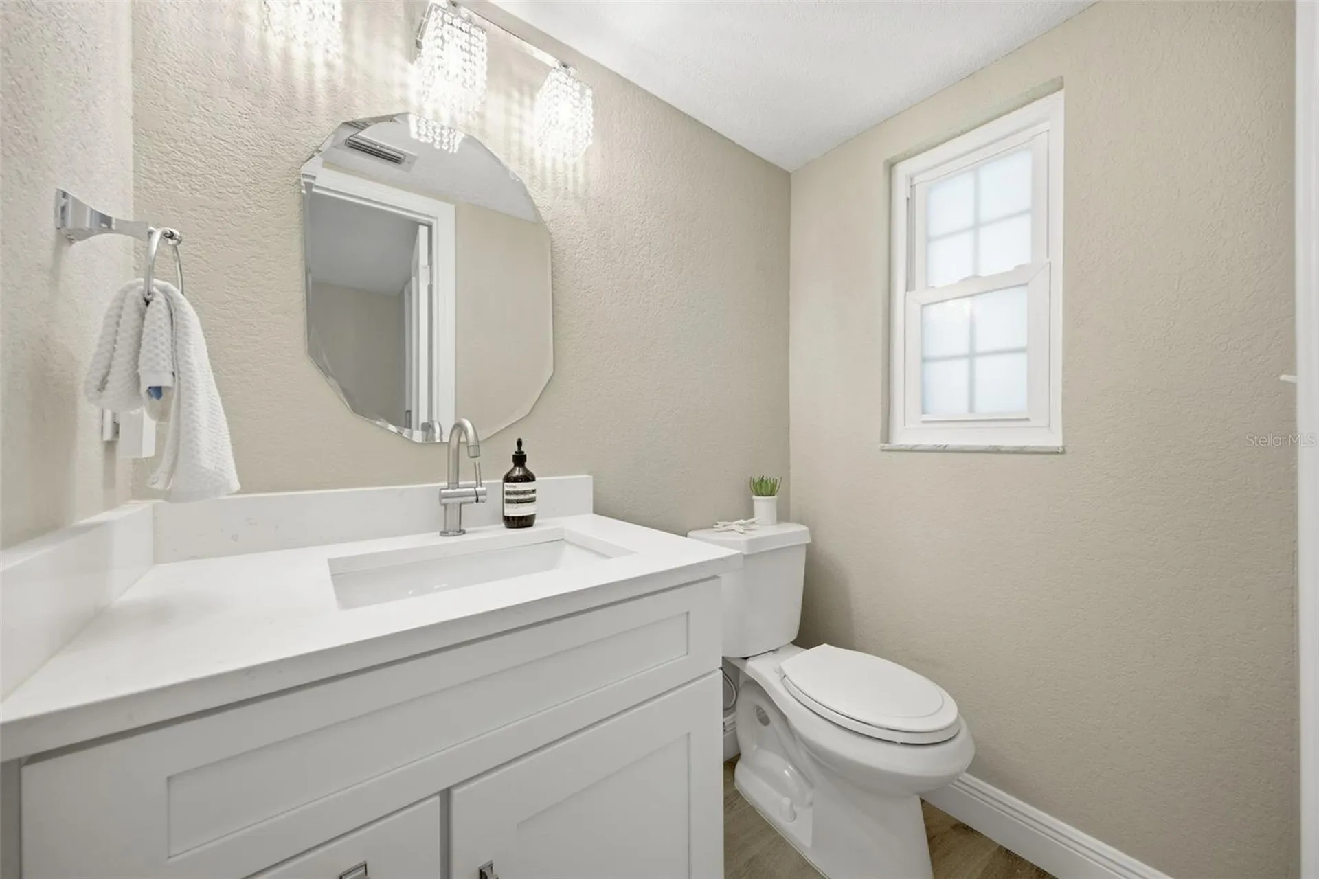2497 Heron Terrace Clearwater FL 33762