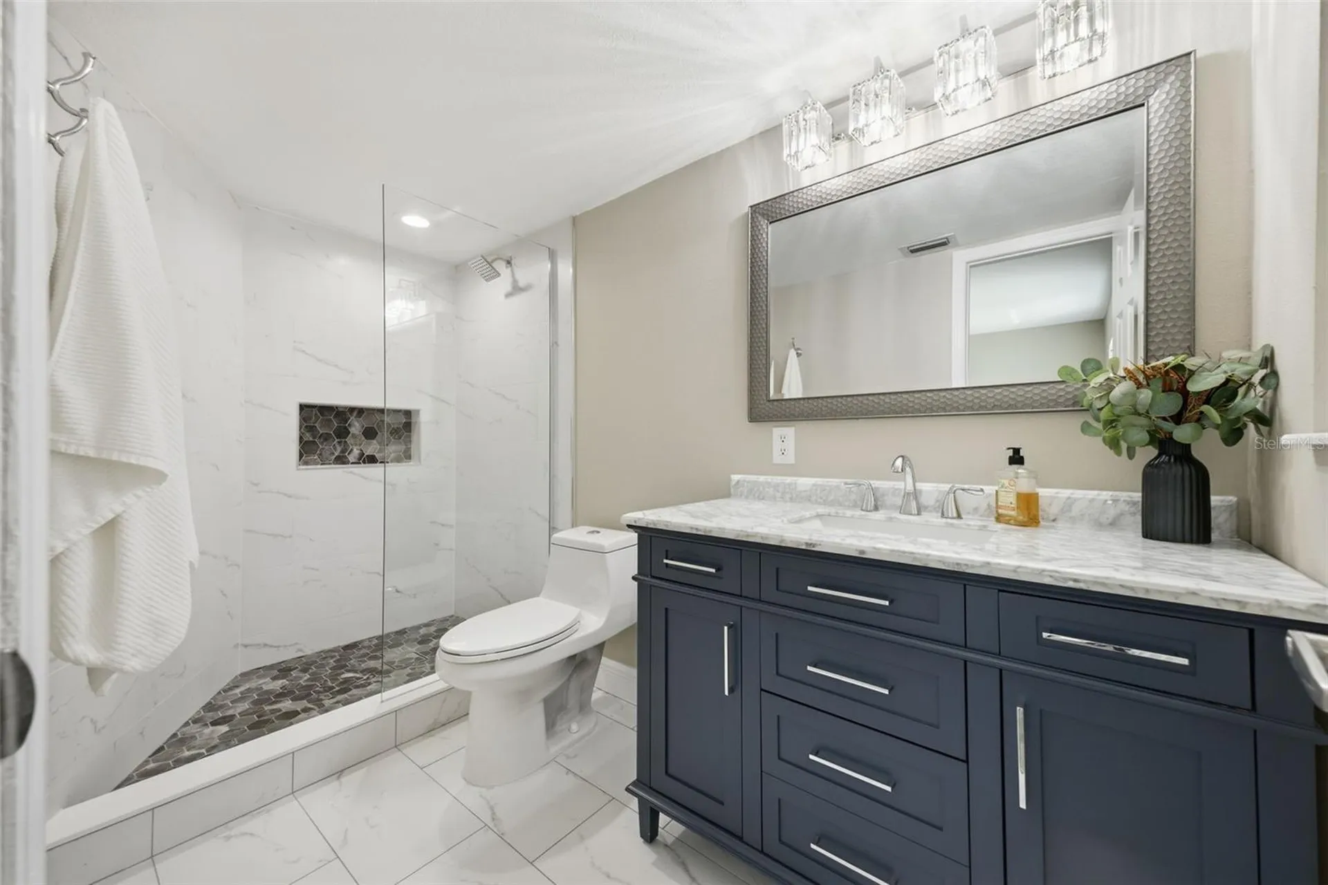 2497 Heron Terrace Clearwater FL 33762
