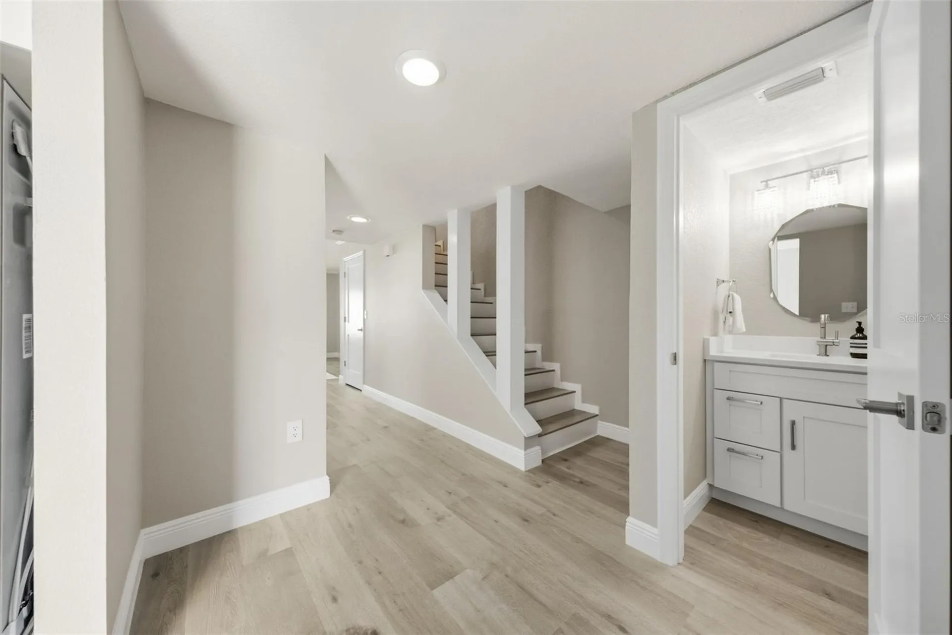 2497 Heron Terrace Clearwater FL 33762