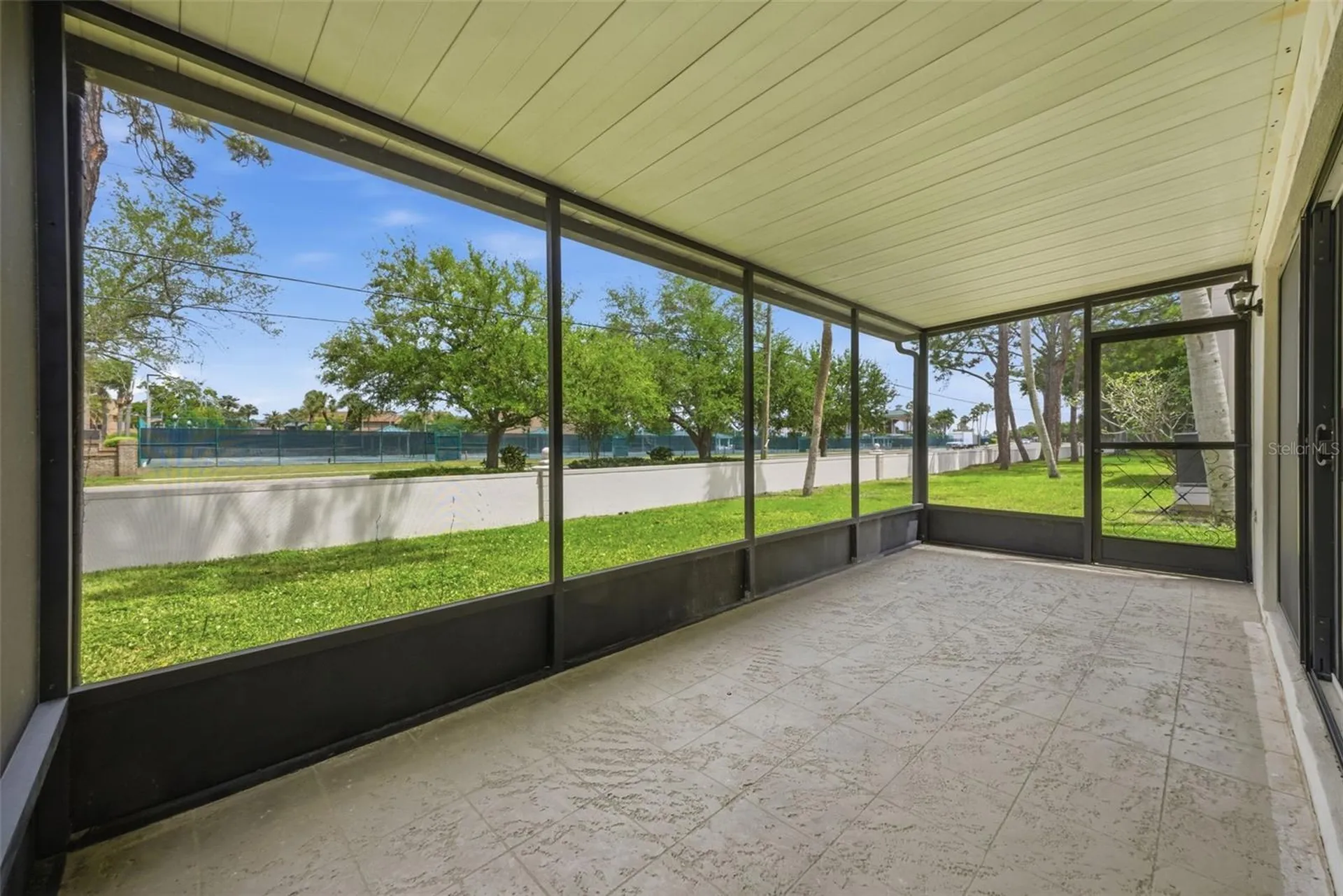 2497 Heron Terrace Clearwater FL 33762
